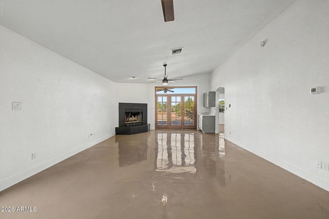 16223 N 40TH Place, Phoenix, AZ 85032