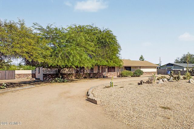 16223 N 40TH Place, Phoenix, AZ 85032