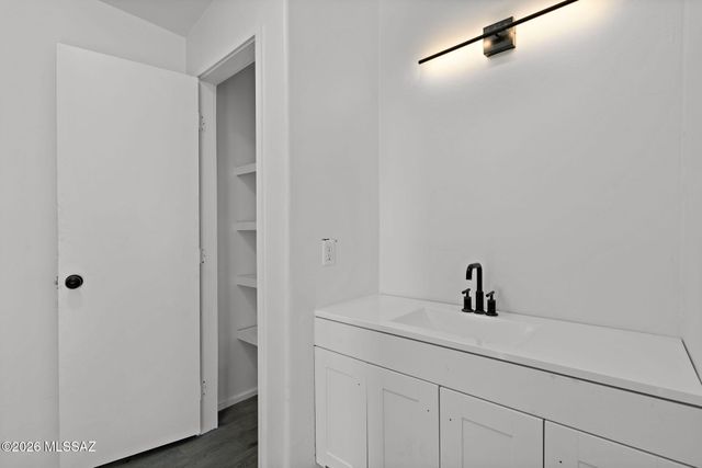 9876 S Cactus Apple Lane, Tucson, AZ 85756