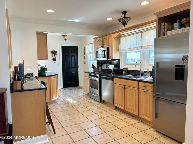 303 Evergreen Avenue, Bradley Beach, NJ 07720