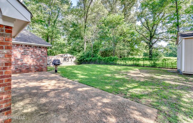 300 Wildwood Boulevard, Jackson, MS 39212