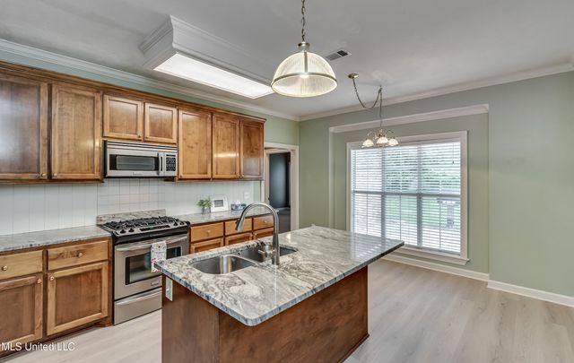 300 Wildwood Boulevard, Jackson, MS 39212