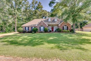 300 Wildwood Boulevard, Jackson, MS 39212