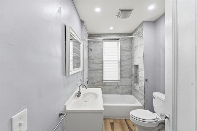 18 Geneva Street, Providence, RI 02908