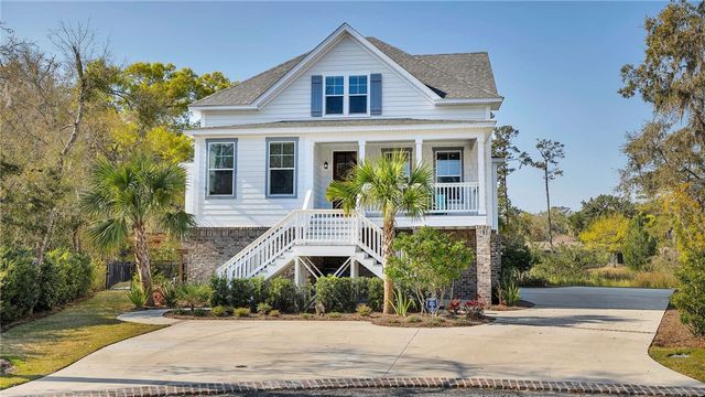 121 Killgriffe Street, St Simons Island, GA 31522