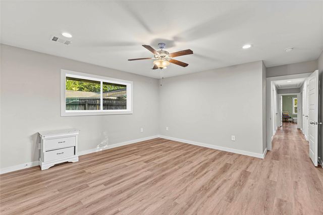 2006 Colby Drive, Baytown, TX 77520