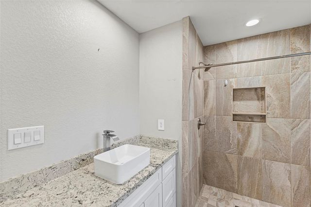 2006 Colby Drive, Baytown, TX 77520