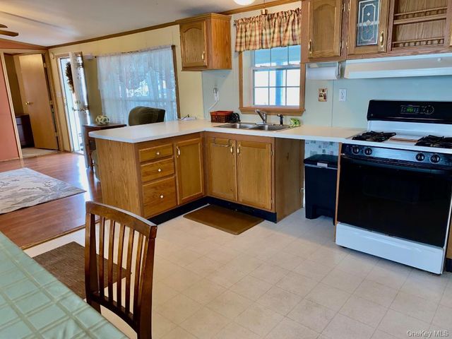 31 N Mountainview MHP, Stony Point, NY 10980