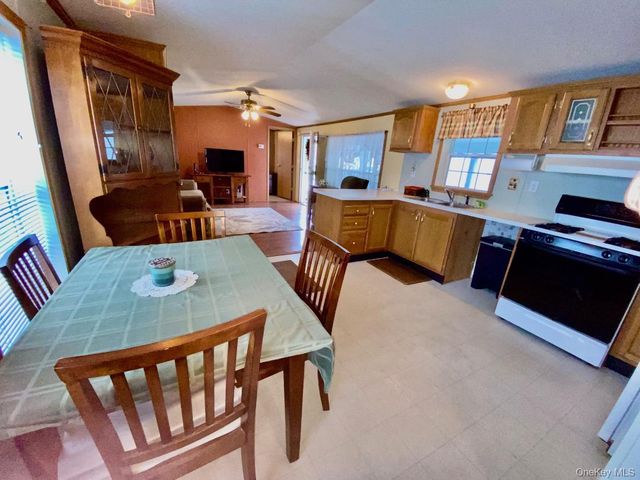 31 N Mountainview MHP, Stony Point, NY 10980