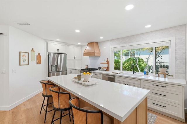 1475 Foxridge Cir, Auburn, CA 95603