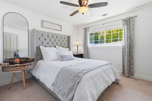 1475 Foxridge Cir, Auburn, CA 95603