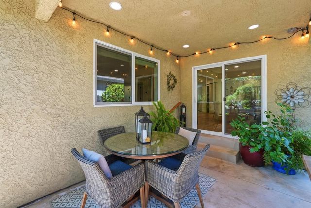 1475 Foxridge Cir, Auburn, CA 95603