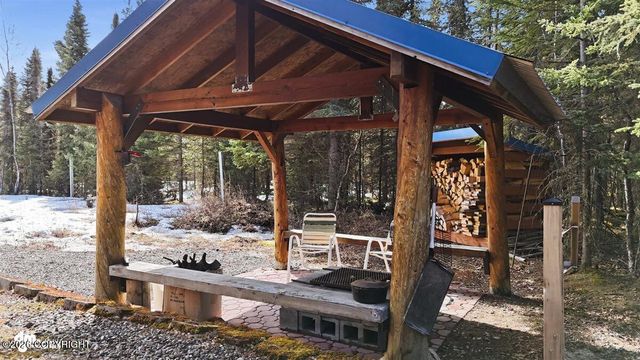 38131 Woods Drive, Kenai, AK 99611