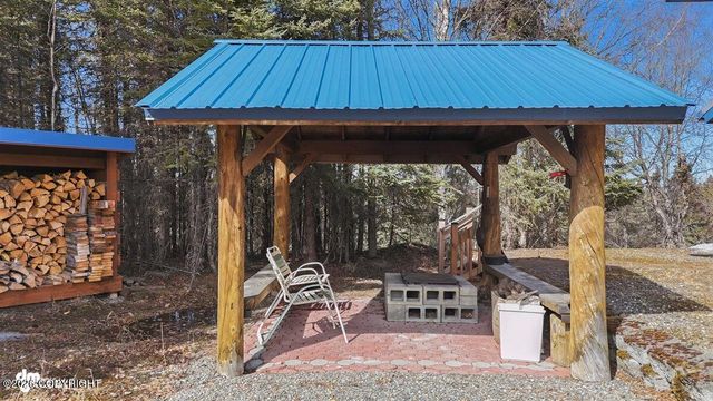 38131 Woods Drive, Kenai, AK 99611