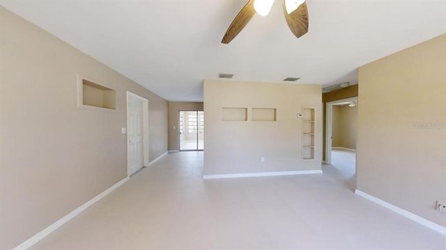 4902 LARGO TERRACE, New Port Richey, FL 34652