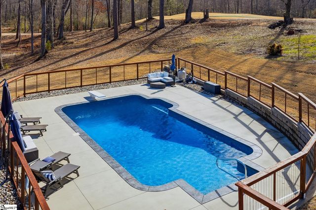 428 Deerwood Road, Anderson, SC 29621