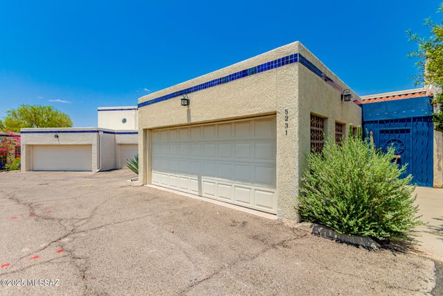 5231 N 1st Avenue, Tucson, AZ 85718