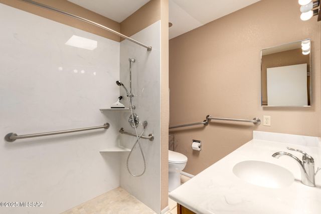 5231 N 1st Avenue, Tucson, AZ 85718