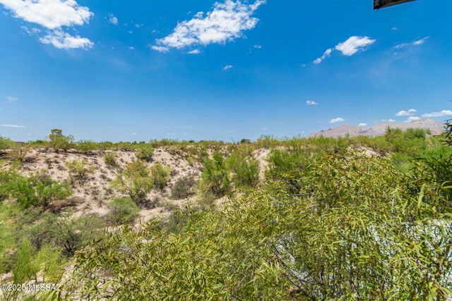 5231 N 1st Avenue, Tucson, AZ 85718