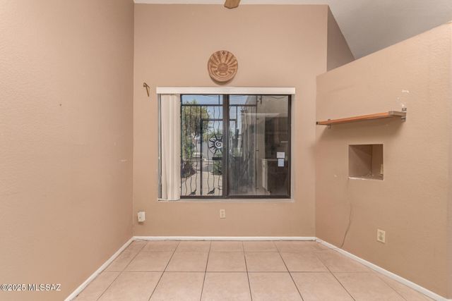 5231 N 1st Avenue, Tucson, AZ 85718