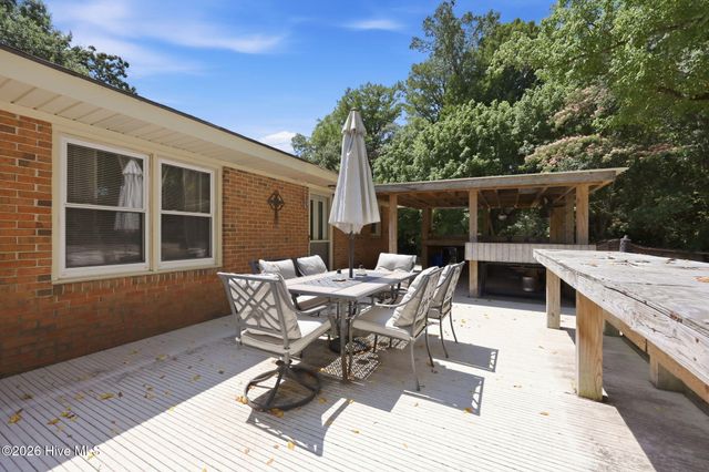 579 N Grimesland Bridge Road, Washington, NC 27889