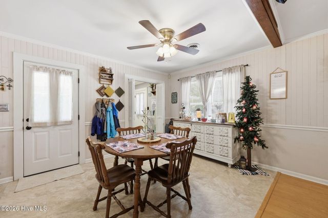 579 N Grimesland Bridge Road, Washington, NC 27889