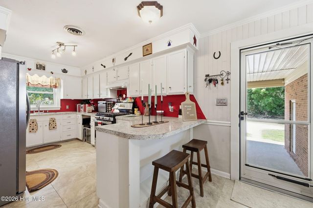 579 N Grimesland Bridge Road, Washington, NC 27889