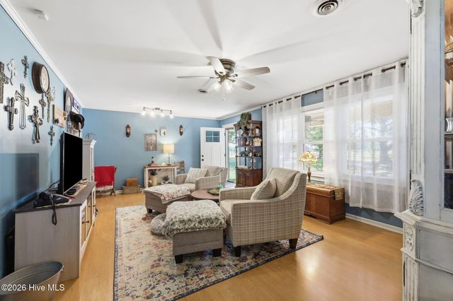 579 N Grimesland Bridge Road, Washington, NC 27889