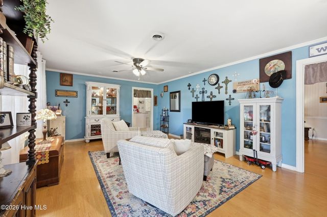 579 N Grimesland Bridge Road, Washington, NC 27889