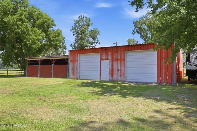 579 N Grimesland Bridge Road, Washington, NC 27889