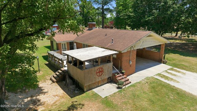 579 N Grimesland Bridge Road, Washington, NC 27889