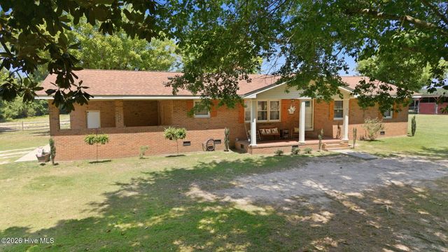 579 N Grimesland Bridge Road, Washington, NC 27889