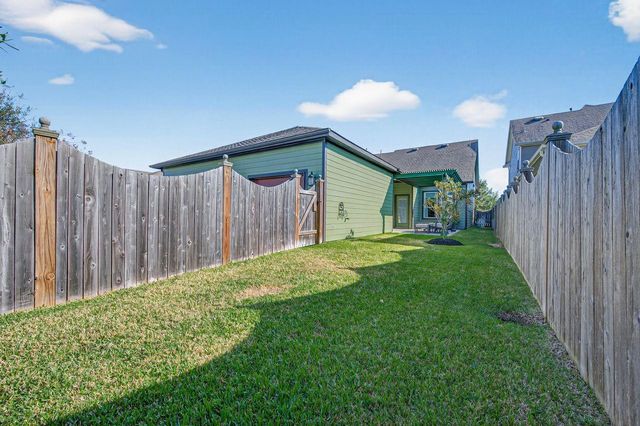 16707 Seminole Ridge Drive, Cypress, TX 77433