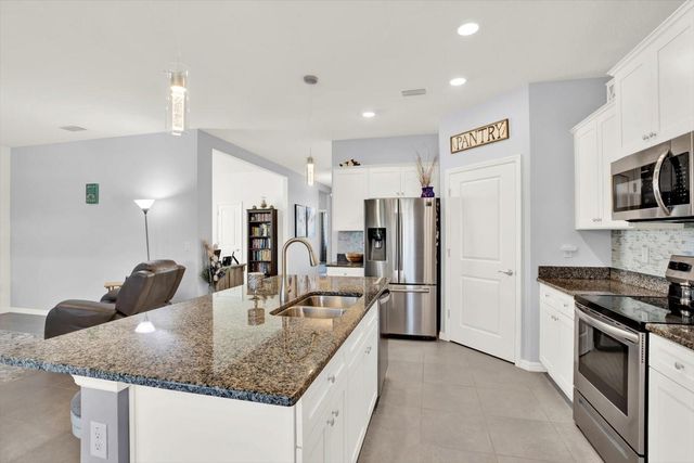 11935 CROSS VINE DRIVE, Riverview, FL 33579