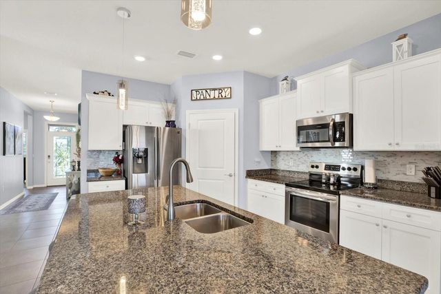 11935 CROSS VINE DRIVE, Riverview, FL 33579