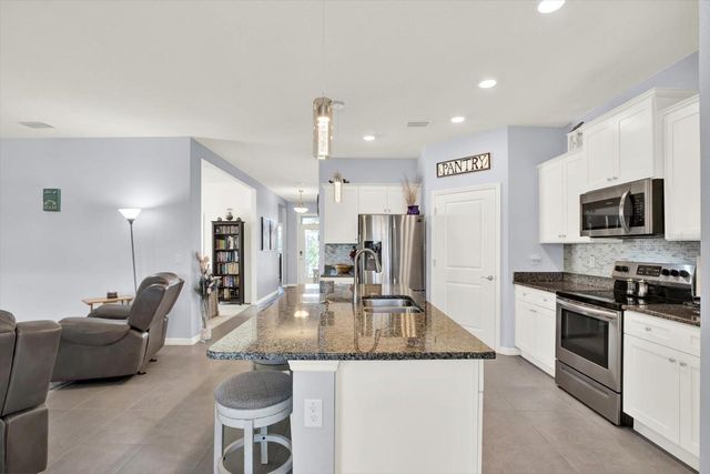 11935 CROSS VINE DRIVE, Riverview, FL 33579