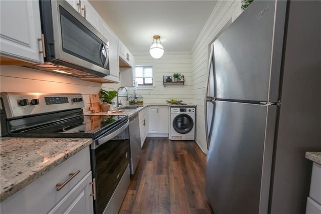 2256 Pernoshal Court, Atlanta, GA 30338
