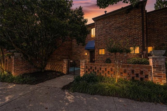 2256 Pernoshal Court, Atlanta, GA 30338