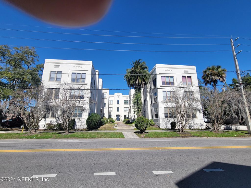 2545 OAK Street 17, Jacksonville, FL 32204