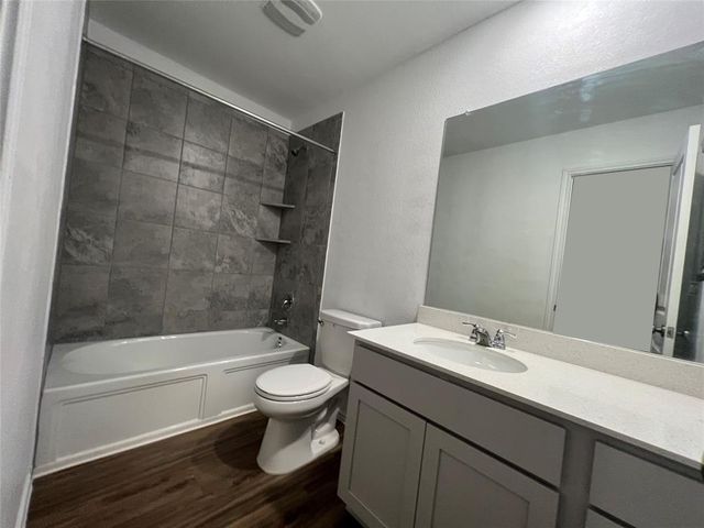 111 Vintage DR, San Marcos, TX 78666