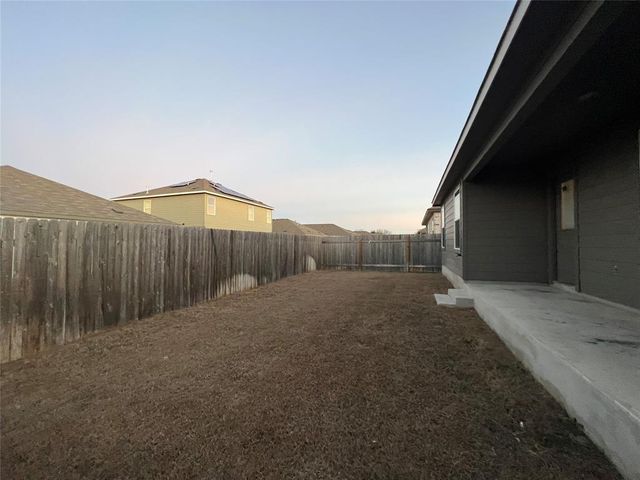 111 Vintage DR, San Marcos, TX 78666