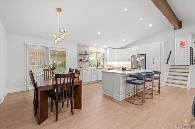 813 W Geddes Circle, Littleton, CO 80120