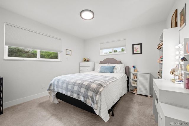 813 W Geddes Circle, Littleton, CO 80120