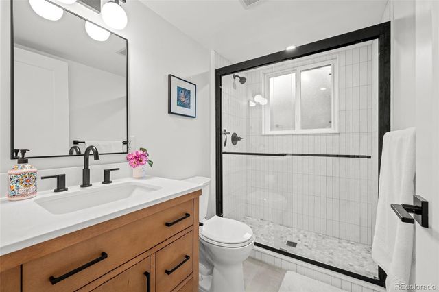 813 W Geddes Circle, Littleton, CO 80120