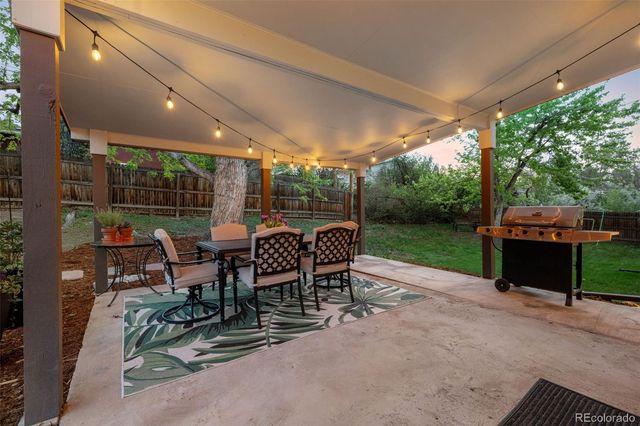 813 W Geddes Circle, Littleton, CO 80120