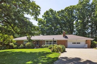 117 Schenley Dr, Peters Twp, PA 15317