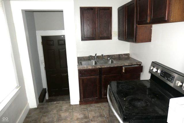 614 N Chester Avenue, Indianapolis, IN 46201