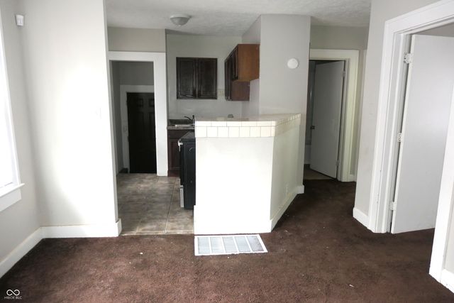 614 N Chester Avenue, Indianapolis, IN 46201