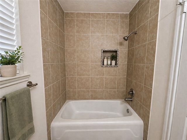 2402 Barak Lane, Bryan, TX 77802