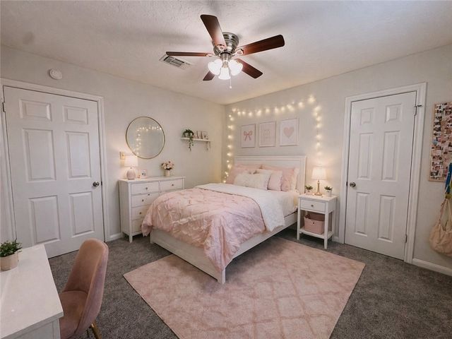 2402 Barak Lane, Bryan, TX 77802
